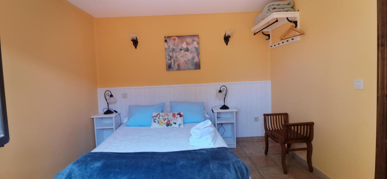 Hotel Rural El Camino Канделеда Экстерьер фото